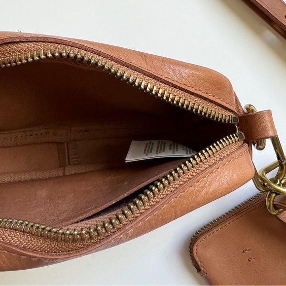 Madewell Leather Carabiner Mini Crossbody Bag & Mini Pouch set - Picture 7 of 8